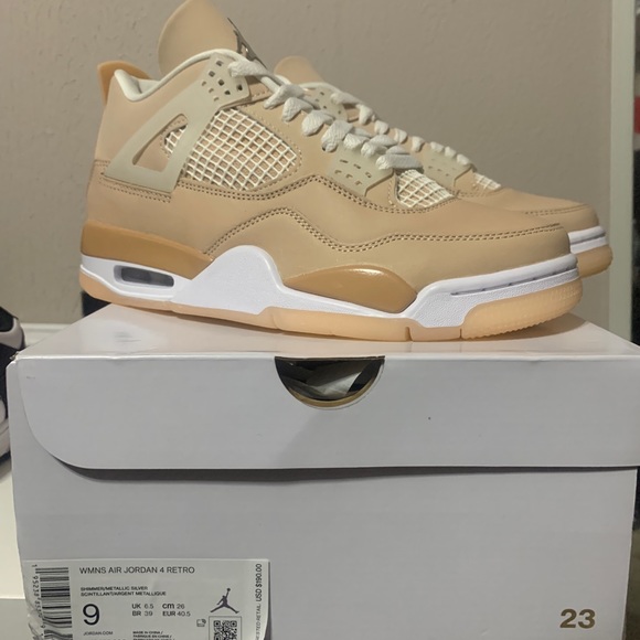 Jordan 4 shimmer Sz 7.5m/9w - Picture 3 of 3